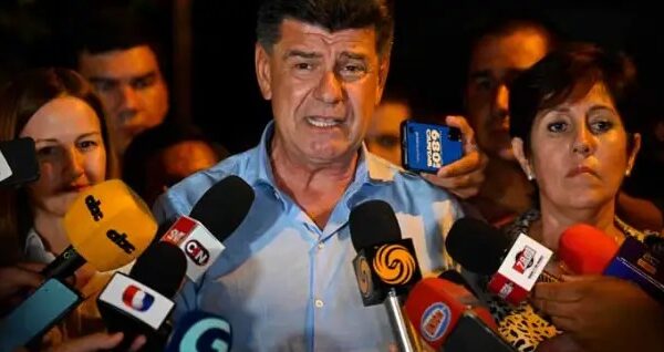 Candidato opositor paraguayo acepta derrota en elecciones generales.