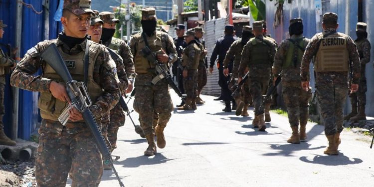 Más de 30 capturados en el cerco de Nueva Concepción