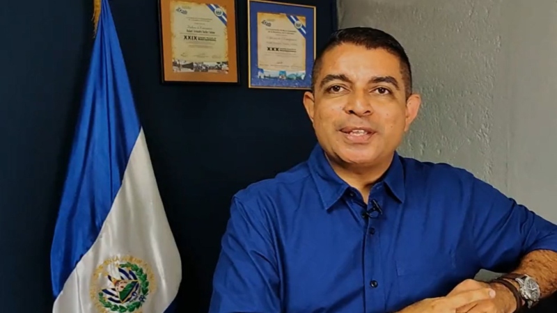 Alejandro Nóchez anuncia intención de buscar alcaldía de San Salvador Centro