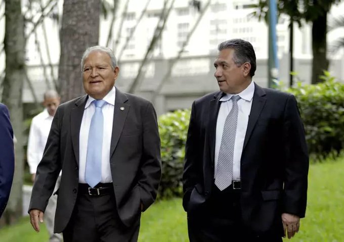 FGR presenta dictamen de acusación en contra de expresidente Cerén.