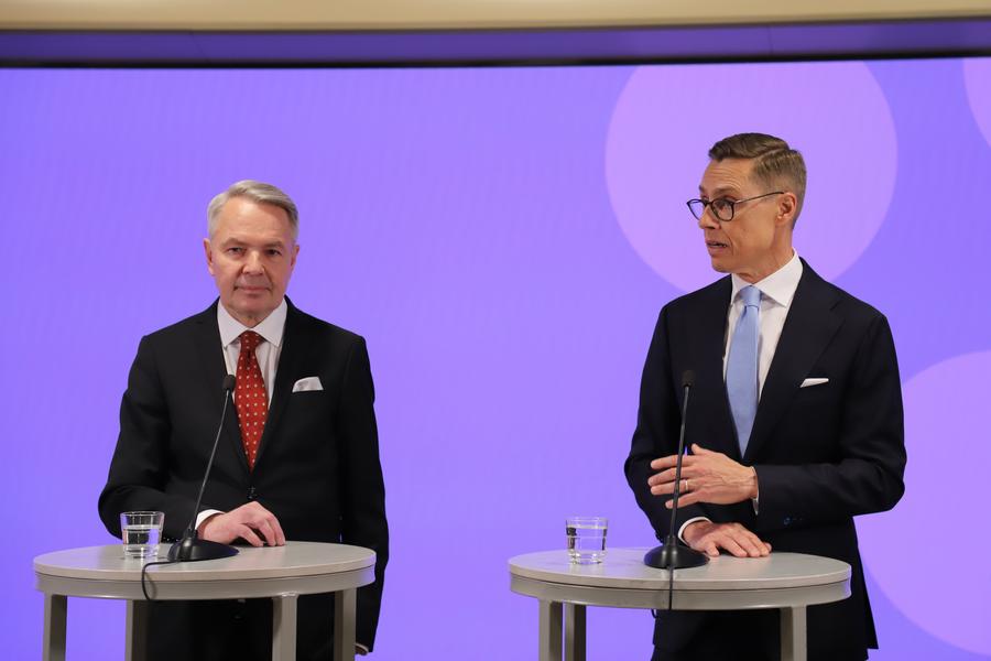 Stubb gana elección presidencial de Finlandia