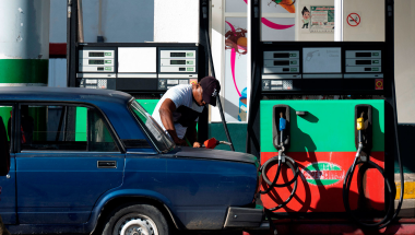 Aumento del 500% en el precio del combustible en Cuba entrará en vigor el 1 de marzo
