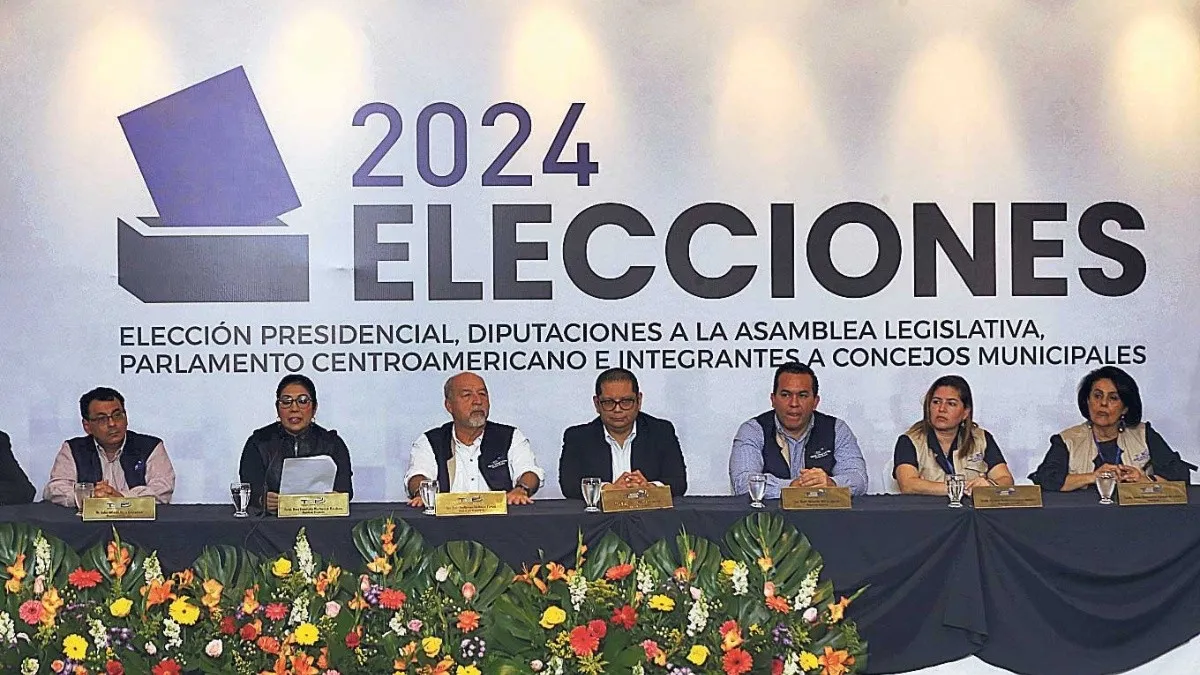 TSE abrirá urnas tras fracaso del sistema en elecciones legislativas y presidenciales