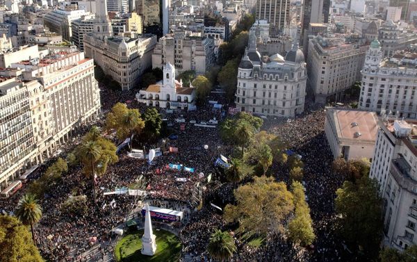 Argentina afronta una gran movilización universitaria contra el Gobierno de Milei.