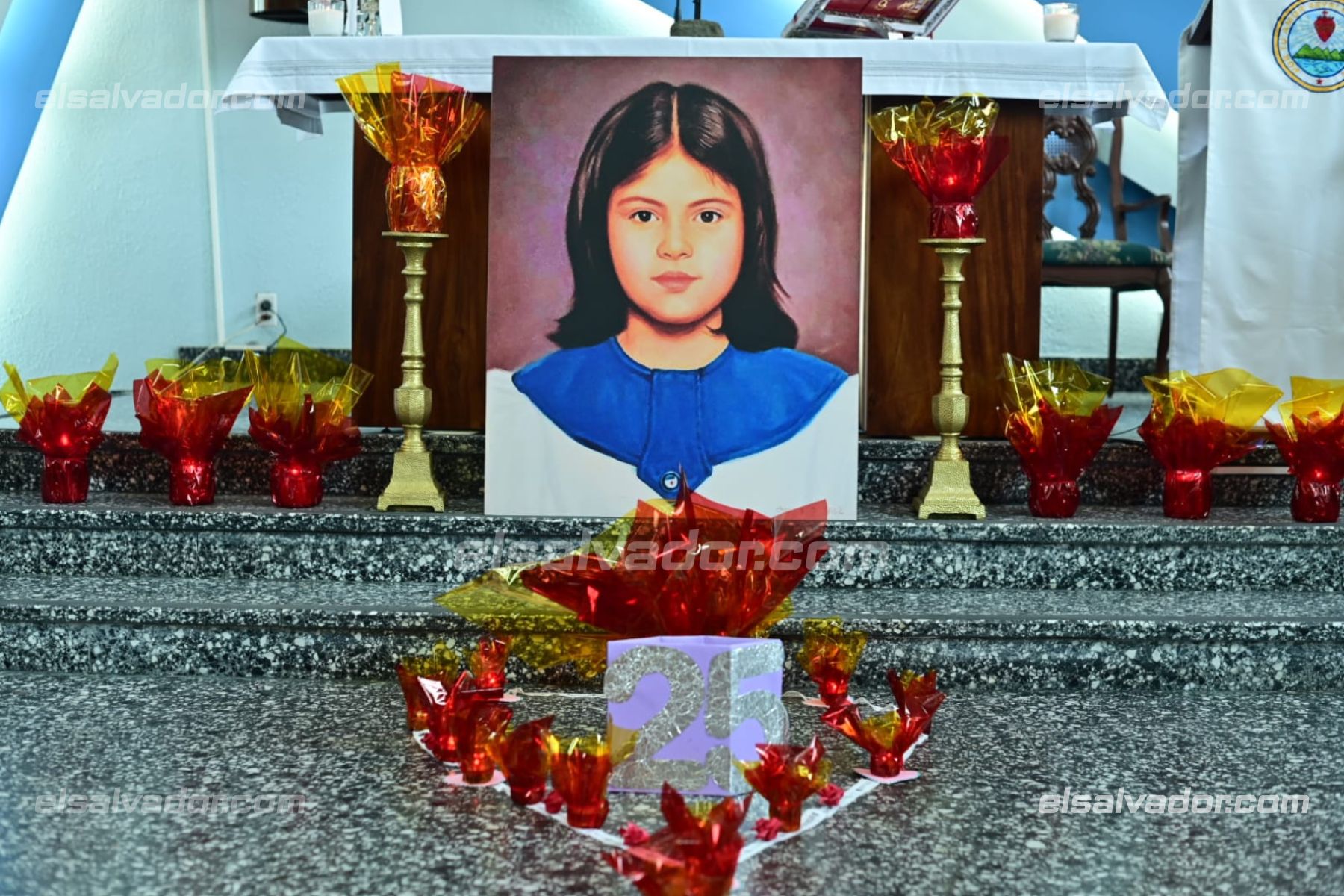 Esta mañana se realizó una misa para conmemorar el 25 aniversario del asesinato de Katya Miranda.