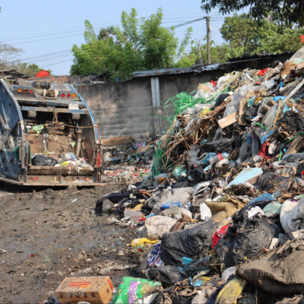 Empleados municipales de San Martín afectados en su salud por promontorios de basura