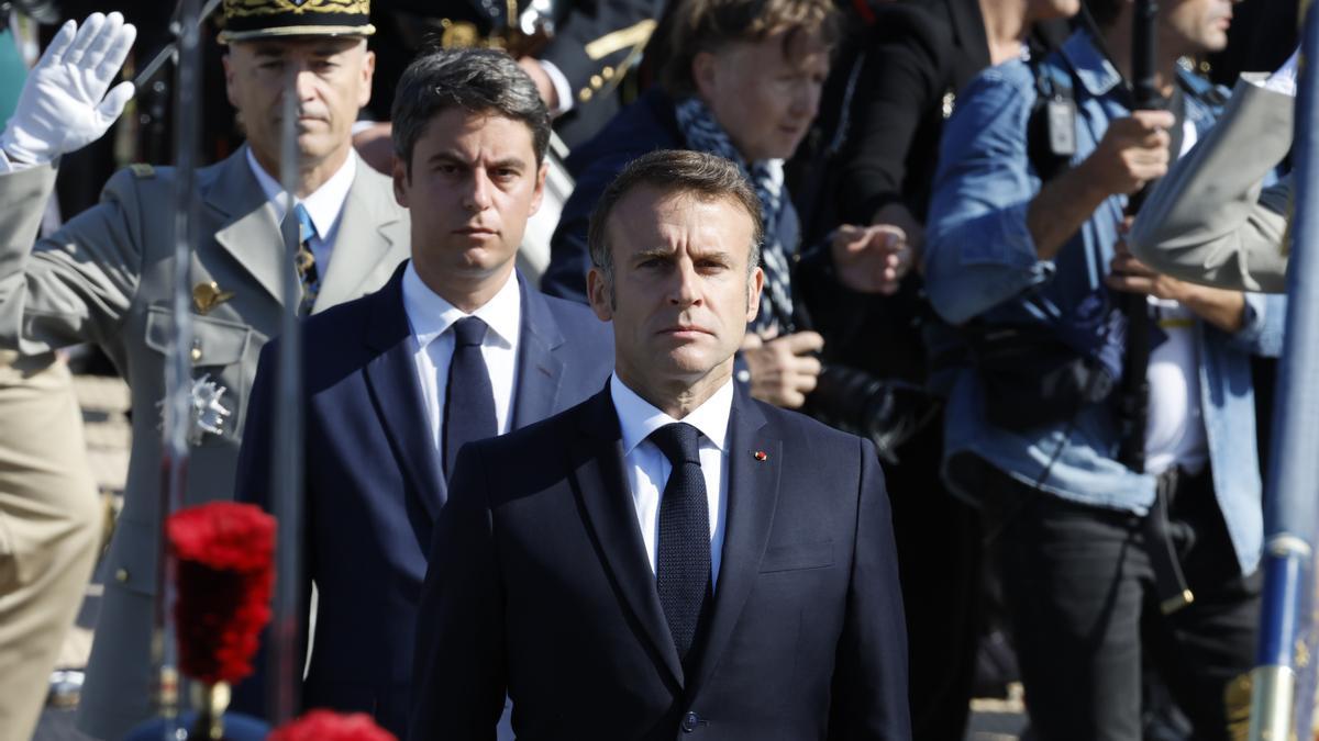 El presidente de Francia Emmanuel Macron acepta la renuncia de su primer ministro Gabriel Attal