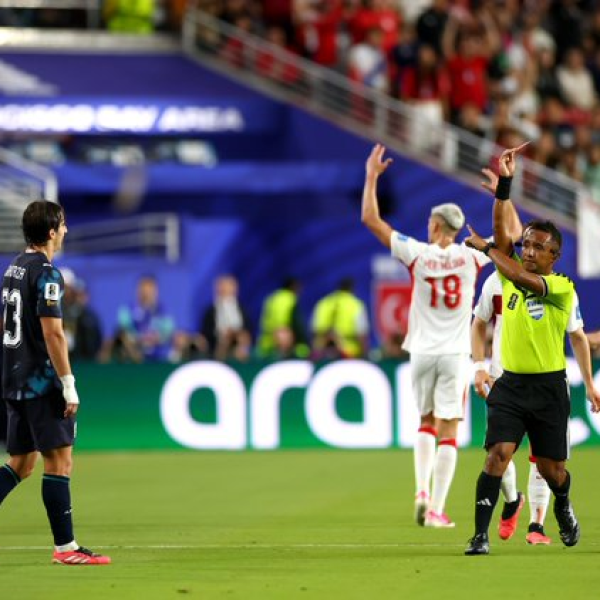 El árbitro salvadoreño Iván Barton con buena participacion en la Copa Mundial de la FIFA 2026.