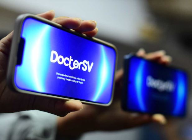 $46.1 millones al presupuesto de Salud para ampliar el programa Doctor SV