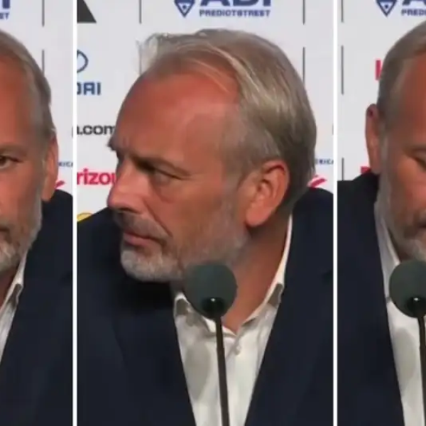 DT de la Selección de RD Congo, se enteró de la muerte de su padre en plena conferencia