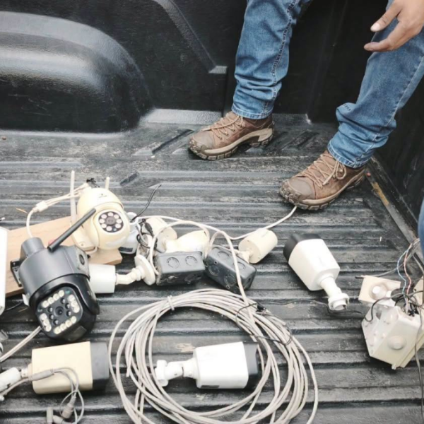 AUTORIDADES DE GUATEMALA DESMANTELAN RED DE CÁMARAS ILEGALES UTILIZADAS PARA VIGILAR A LAS AUTORIDADES!
